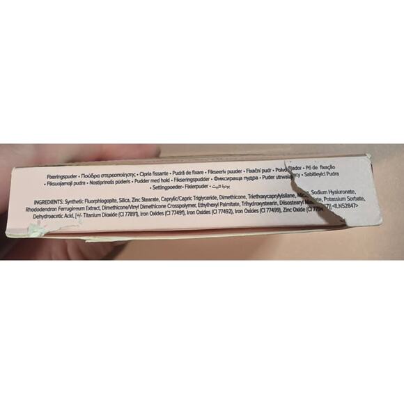 Too Faced  Born This Way Soft Blur Setting Powder, LIGHT / NEW IN BOX - Picture 3 of 4